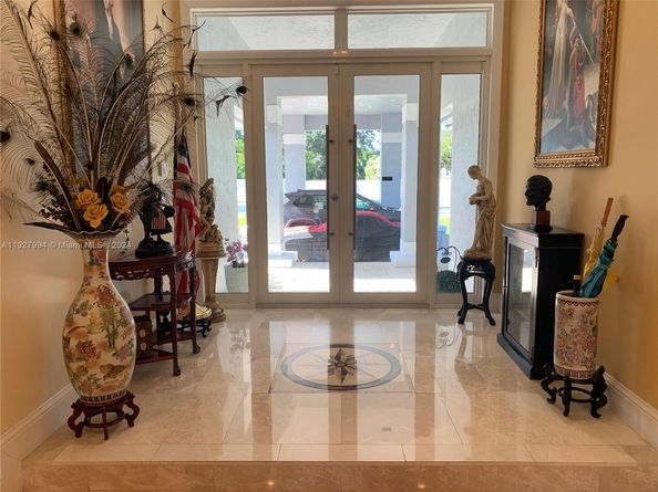 7625 SW 75th Ave, Miami FL 33143