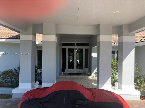 7625 SW 75th Ave, Miami FL 33143