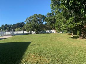 7625 SW 75th Ave, Miami FL 33143