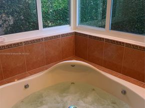 7625 SW 75th Ave, Miami FL 33143