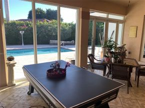 7625 SW 75th Ave, Miami FL 33143
