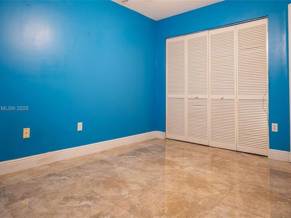 14677 SW 123rd Ave, Miami FL 33186