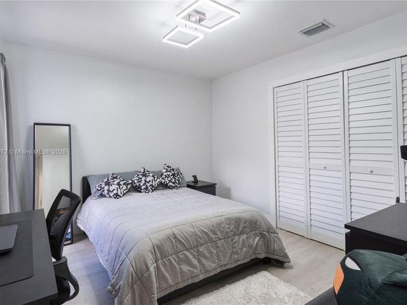 13230 NW 11th Ter, Miami FL 33182