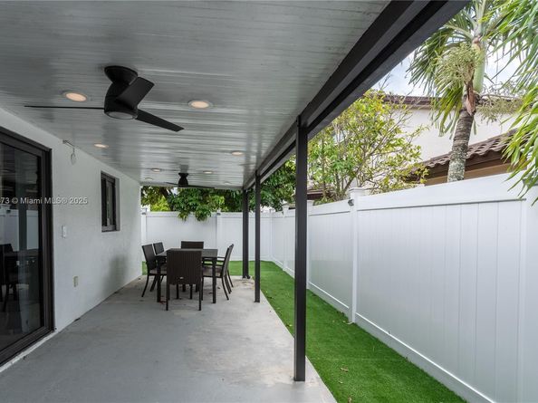 13230 NW 11th Ter, Miami FL 33182