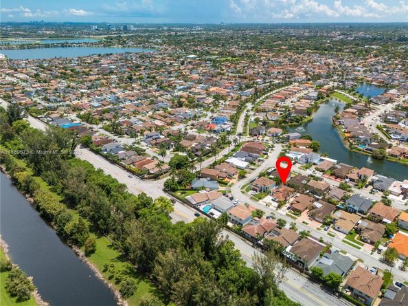 13230 NW 11th Ter, Miami FL 33182