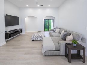 13230 NW 11th Ter, Miami FL 33182