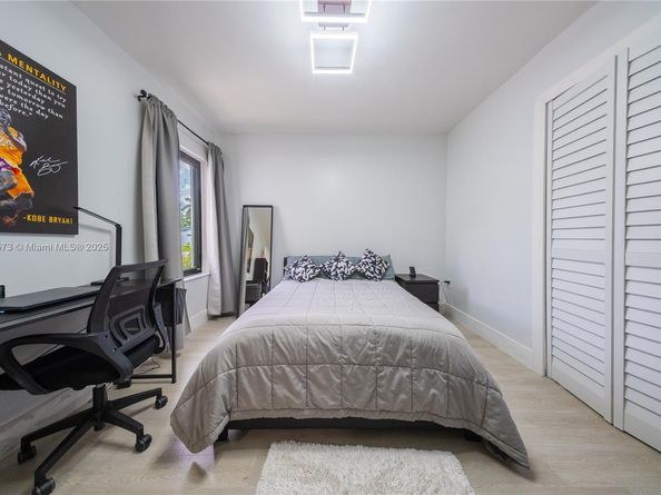 13230 NW 11th Ter, Miami FL 33182