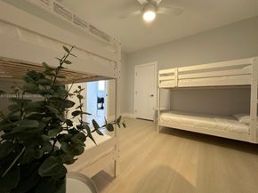 994 NW 2nd St, Miami FL 33128