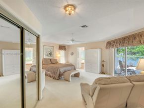 4927 NW 67th Ave, Lauderhill FL 33319