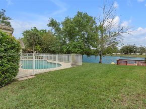 4927 NW 67th Ave, Lauderhill FL 33319