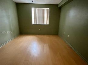 2820 N Oakland Forest Dr 106, Oakland Park FL 33309