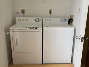 2820 N Oakland Forest Dr 106, Oakland Park FL 33309