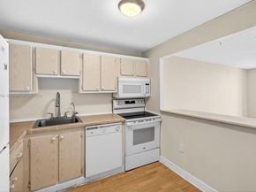 16851 NE 23rd Ave A619, North Miami Beach FL 33160