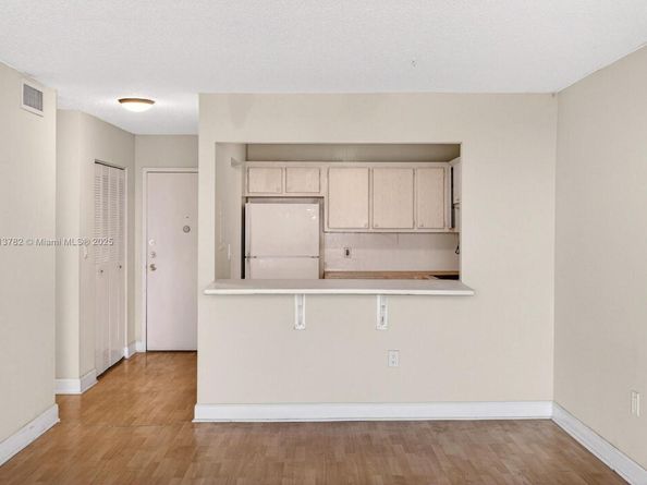 16851 NE 23rd Ave A619, North Miami Beach FL 33160