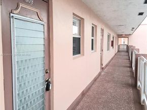 9460 Sunrise Lakes Blvd 309, Sunrise FL 33322