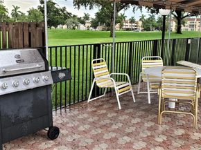 9460 Sunrise Lakes Blvd 309, Sunrise FL 33322
