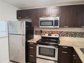 9460 Sunrise Lakes Blvd 309, Sunrise FL 33322