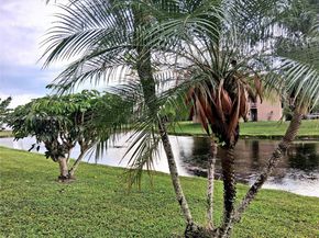 9460 Sunrise Lakes Blvd 309, Sunrise FL 33322