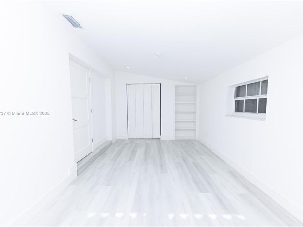 18611 NW 28th Pl, Miami Gardens FL 33056