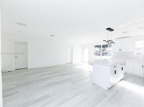 18611 NW 28th Pl, Miami Gardens FL 33056