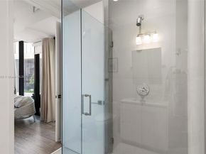 2831 S Bayshore Dr 905, Miami FL 33133