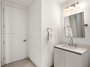 2831 S Bayshore Dr 905, Miami FL 33133