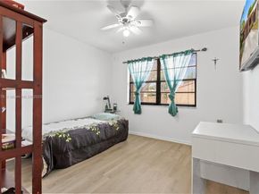 17320 NW 66th Pl, Hialeah FL 33015