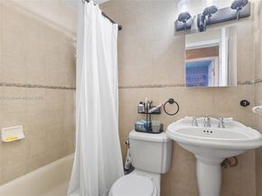 3510 SW 87th Ave, Miami FL 33165