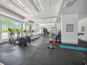 2851 NE 183rd St 1903E1905E, Aventura FL 33160