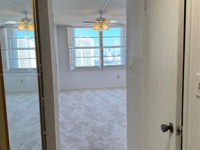 2851 NE 183rd St 1903E1905E, Aventura FL 33160