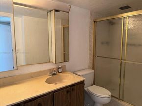 2851 NE 183rd St 1903E1905E, Aventura FL 33160