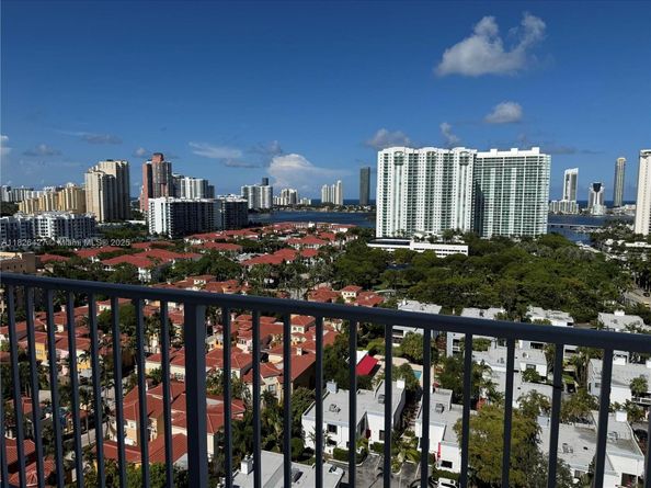 2851 NE 183rd St 1903E1905E, Aventura FL 33160