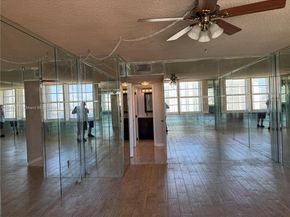 2851 NE 183rd St 1903E1905E, Aventura FL 33160