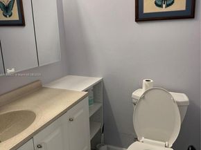 2851 NE 183rd St 1903E1905E, Aventura FL 33160
