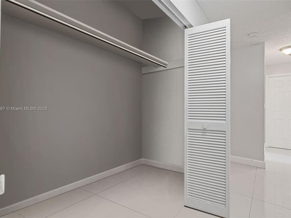 7004 SW 139th Pl, Miami FL 33183