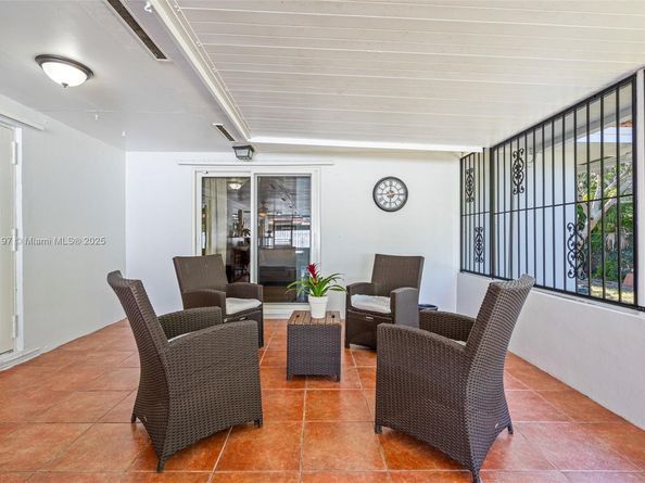 7004 SW 139th Pl, Miami FL 33183