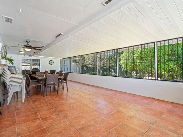 7004 SW 139th Pl, Miami FL 33183