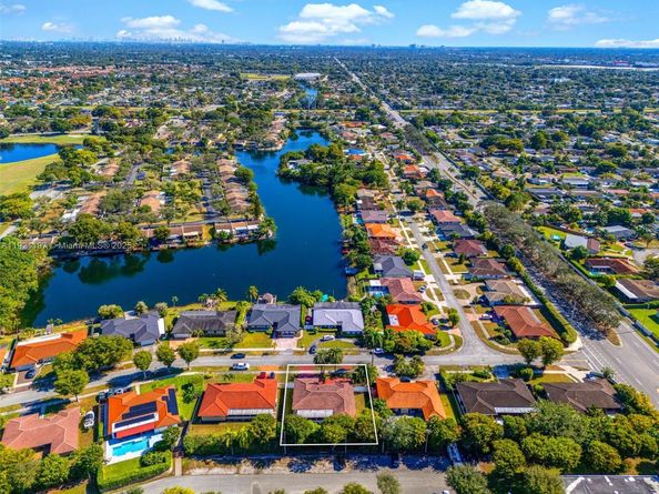 7004 SW 139th Pl, Miami FL 33183