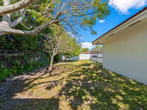 7004 SW 139th Pl, Miami FL 33183