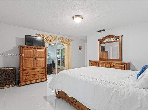 7004 SW 139th Pl, Miami FL 33183