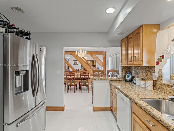 7004 SW 139th Pl, Miami FL 33183