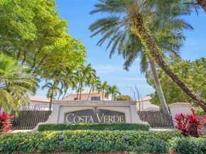 9732 NW 32nd St, Doral FL 33172