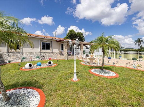 14560 Fillmore St, Miami FL 33176