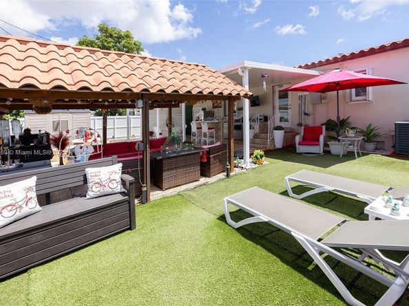 14560 Fillmore St, Miami FL 33176