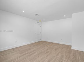 201 SE 12th St, Pompano Beach FL 33060