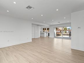 201 SE 12th St, Pompano Beach FL 33060