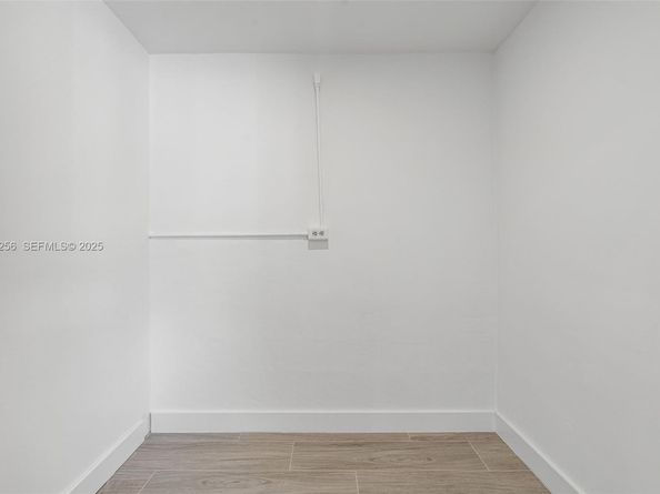 201 SE 12th St, Pompano Beach FL 33060