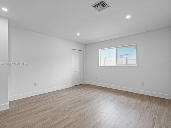 201 SE 12th St, Pompano Beach FL 33060