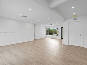 201 SE 12th St, Pompano Beach FL 33060