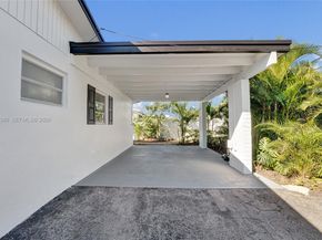 7601 Farragut St, Hollywood FL 33024